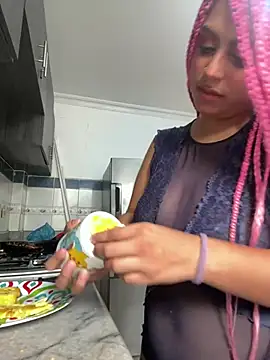 Živý XXX chat GiaRedd
