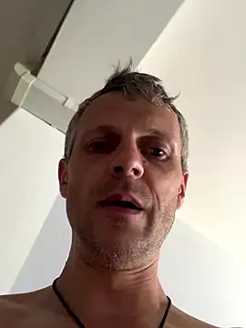 Chatroom XXX en direct de ChiefApron5