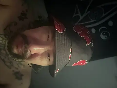 JohnnyAddict élő XXX-chatje