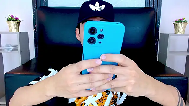 Chat XXX en directo de Feiccer_Castquer