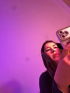 Czat XXX na żywo – Amara_melodi