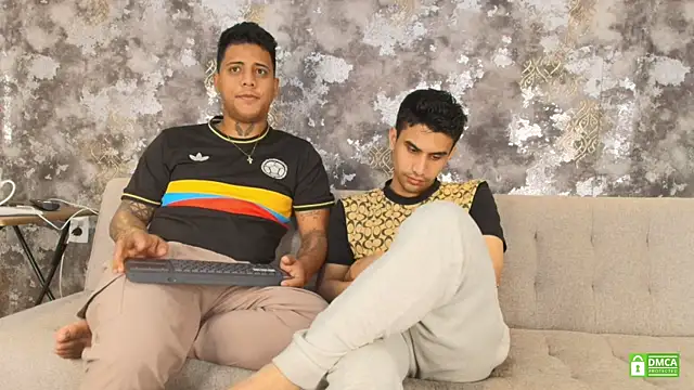 Alejandro_and_Deiby – Live XXX-chat