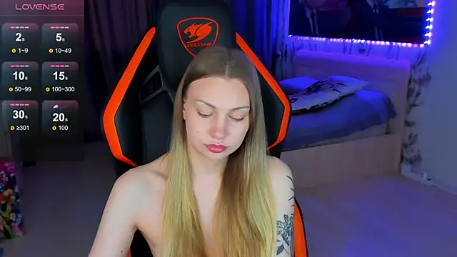 BiMolly's Live XXX Chat