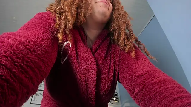 Chat XXX en directo de ninna_curly