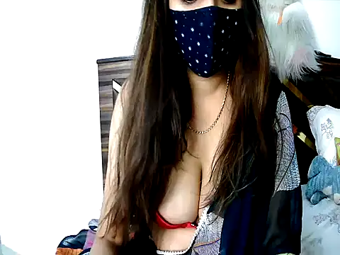 Gloie4u's Live XXX Chat