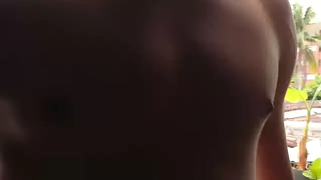Chat XXX Live Aaron_Eze