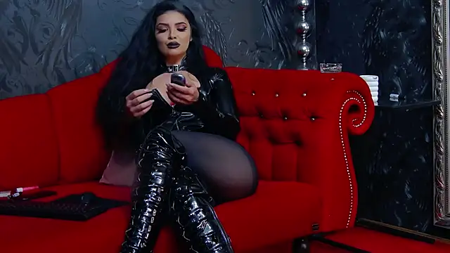 DevashaQueenX: онлайн-секс-чат