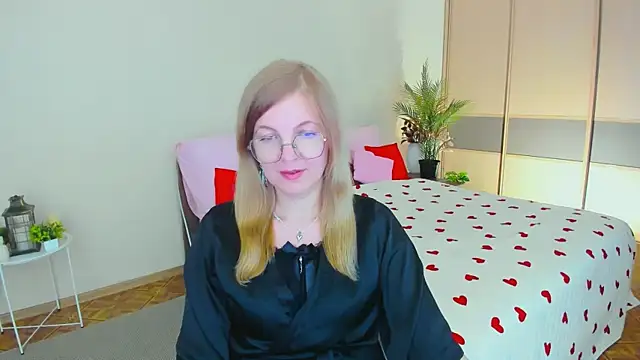 YourUniverser Adlı Modelin Canlı XXX Sohbeti