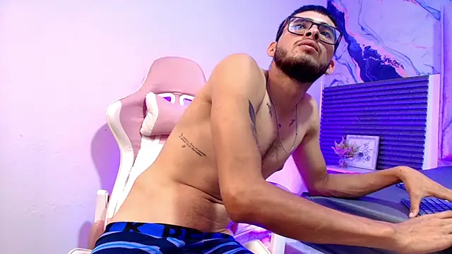 Živý XXX chat Stron_dominant