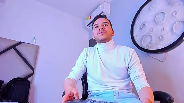 Czat XXX na żywo – mike_257