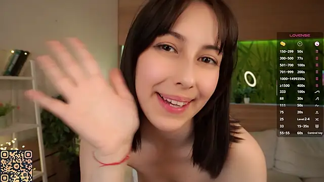 KiaraTennille's Live XXX Chat