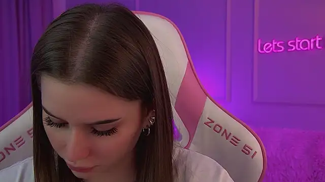 Chat +18 de DianaVert ao vivo