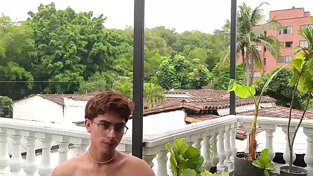 Chat XXX ao vivo de Aaron_Eze