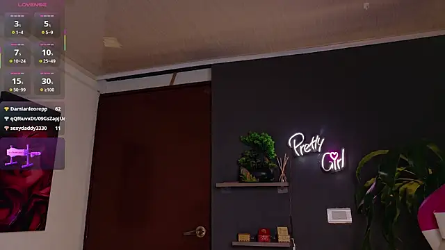 Emilyjhonson_01 live XXX chat