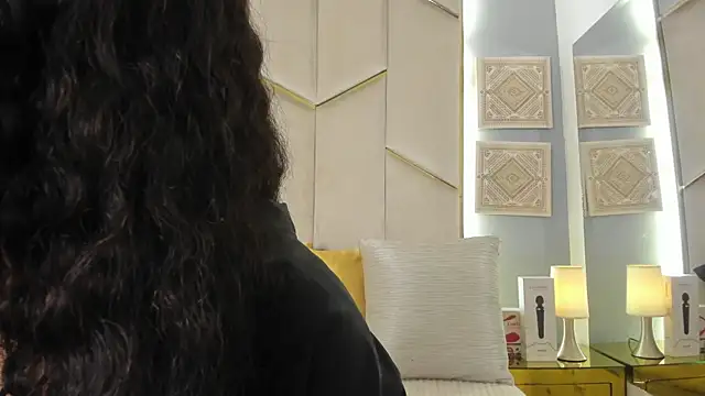 KarinaaCoxx 即時 XXX 聊天