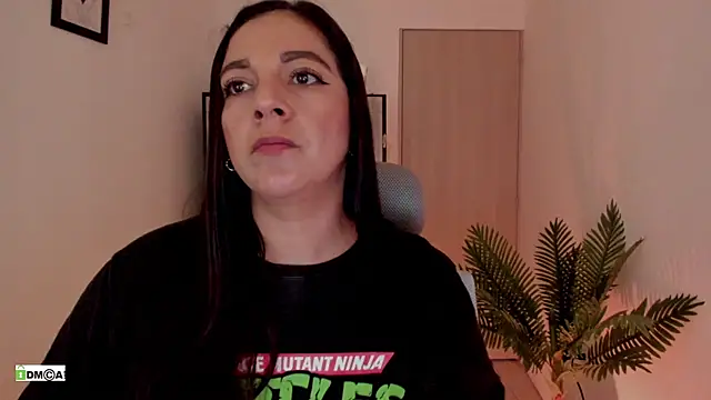 urcute_kitten's Live XXX Chat