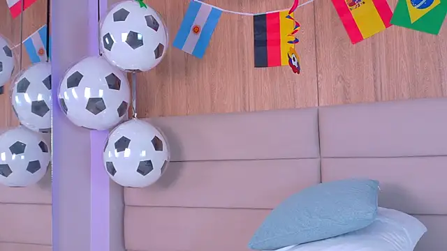 ZoehAngel লাইভ XXX চ্যাট