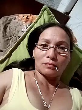 Lliygyn Live XXX chat