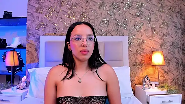 ValkyriaSteel – Naživo XXX chat
