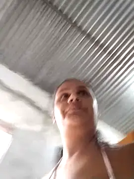 Andreita_95 – Naživo XXX chat
