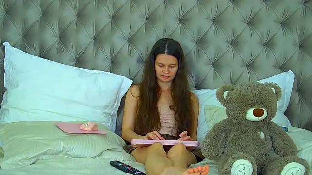 JuliettaTiffani's Live XXX Chat