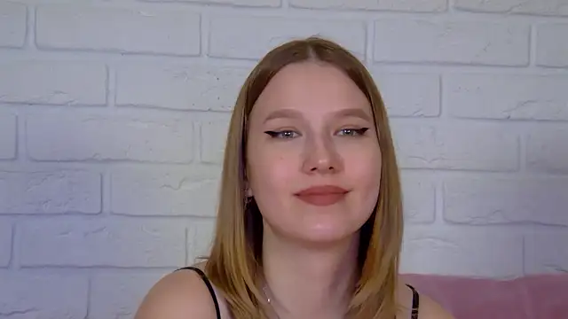 LiliLinn Chat XXX live