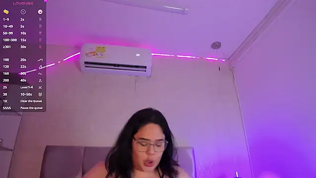 Nyra_Moon XXX чат на живо