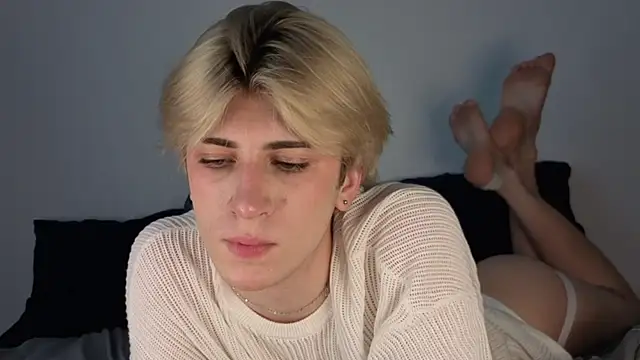 Oliver_star_boy_ Adlı Modelin Web Kamerası Şovu