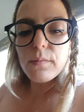 dolcehelena993 – Live XXX-chat