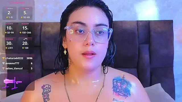 vicky_grey élő XXX-chatje