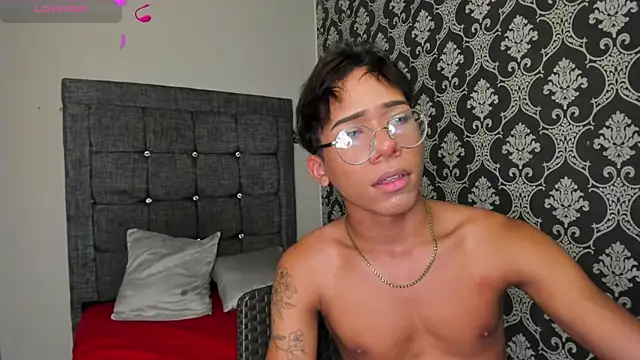 Chat XXX ao vivo de Brown_Skin19