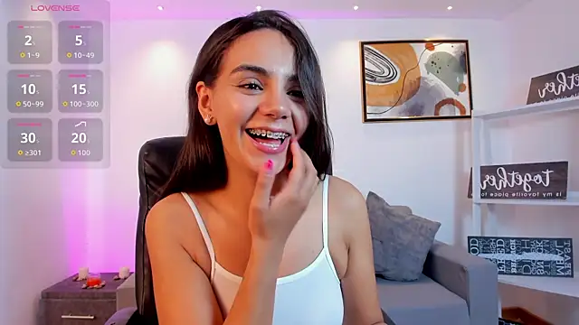 martina_mancini's Live XXX Chat