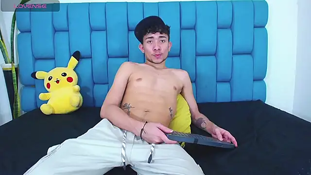 Онлайн чат XXX Max_Holson
