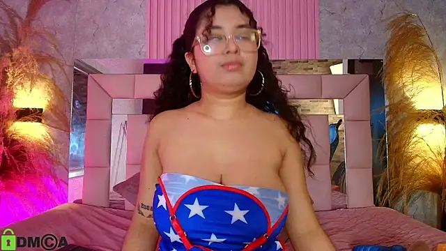 Chat +18 de griselle_rousse ao vivo