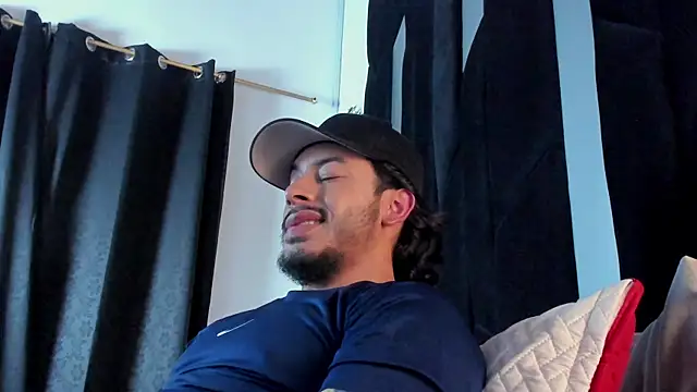 XXX chat uživo modela Justin_WhiteJS