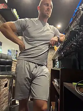 trainwithme's Live XXX Chat