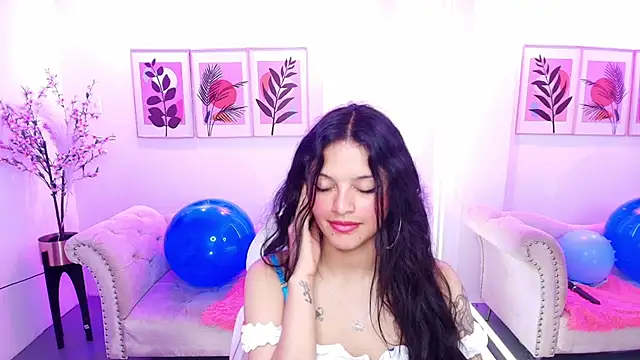 Maddie_T18 라이브 XXX 채팅
