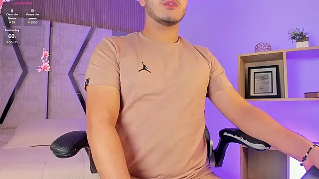 Czat XXX na żywo – Axel_grey_