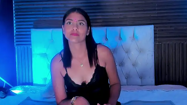 LunaRossie_'s Live XXX Chat