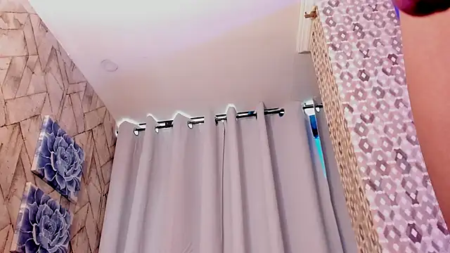 Chat +18 de Ethan_qop ao vivo