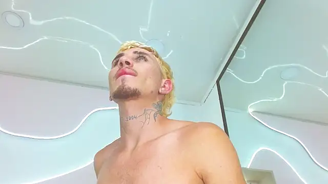 DanntheStiff XXX чат на живо
