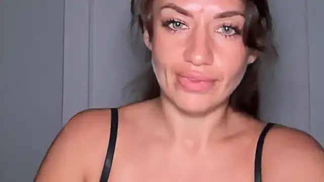 missRorian Chat XXX in diretta