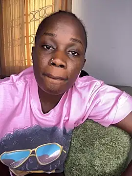 PrettyNaughty_ – Naživo XXX chat