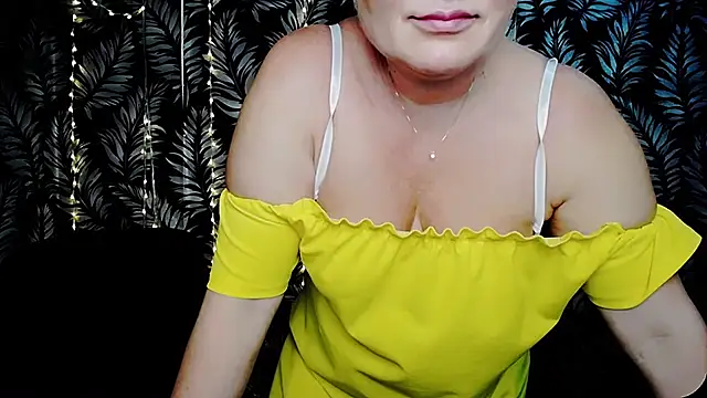 Olivia_playful Adlı Modelin Canlı XXX Sohbeti