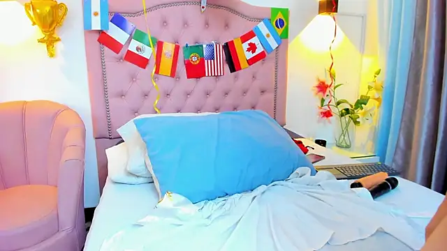 Paulynavera live XXX chat