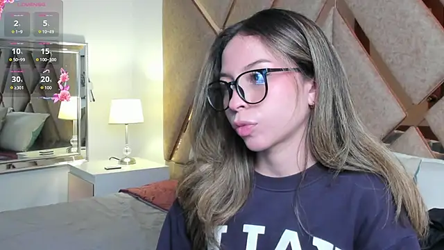 LuuluBerry Live XXX-Chat