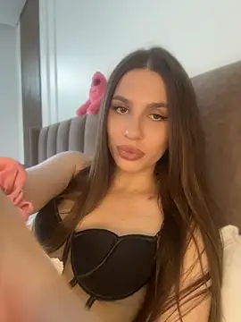 XXX chat uživo modela Maya033q