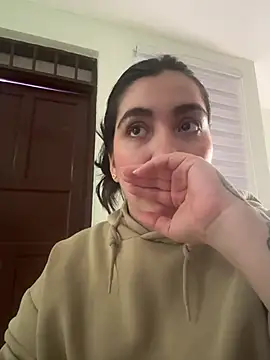 Chat +18 de KathiaJenner ao vivo