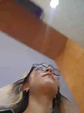 Chat XXX Live Pretty_roxxyy
