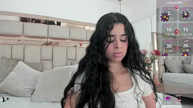 Chat +18 de emma_castilloo ao vivo